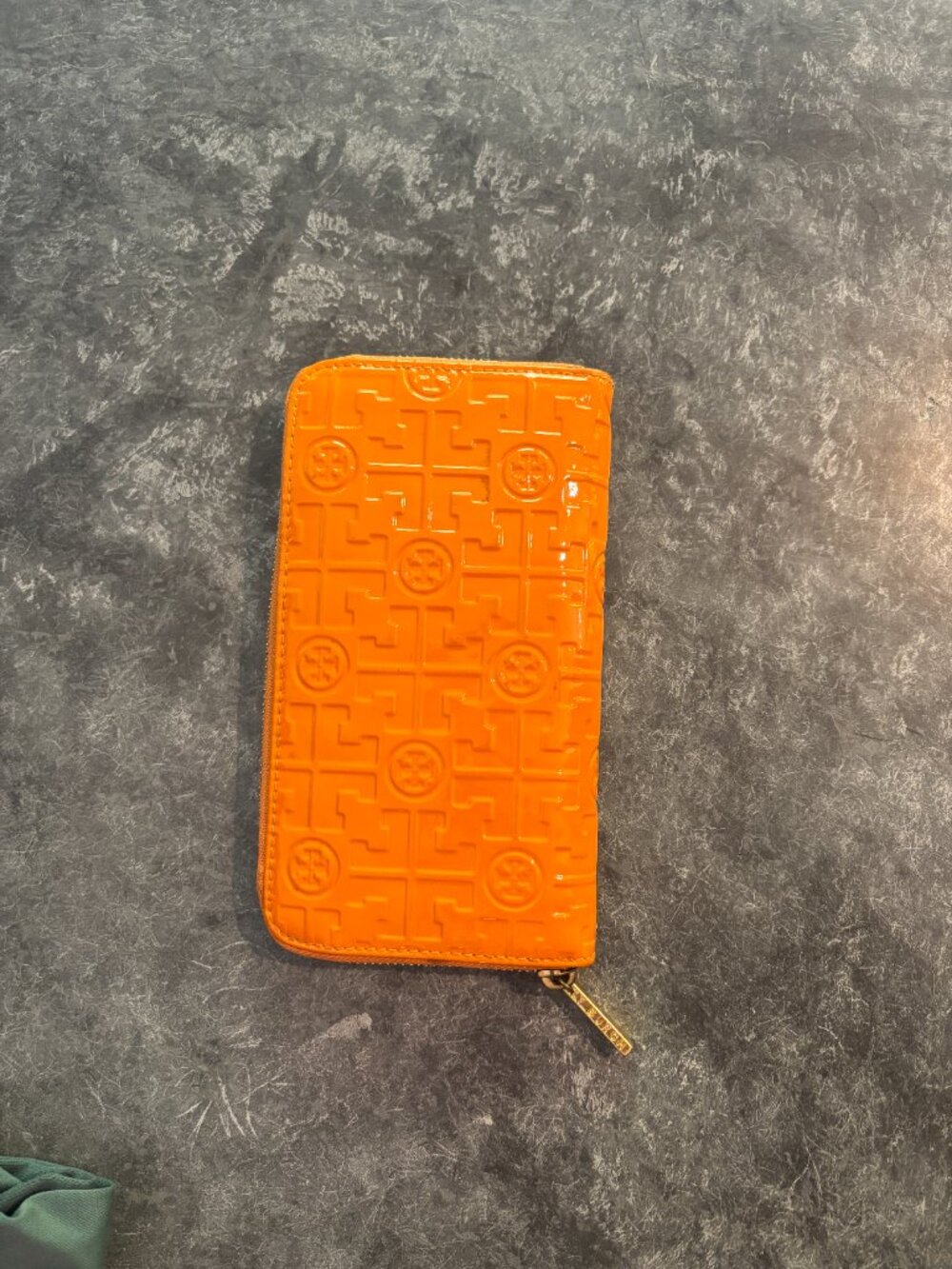 Vintage Tory Burch Zip up Orange Wallet
